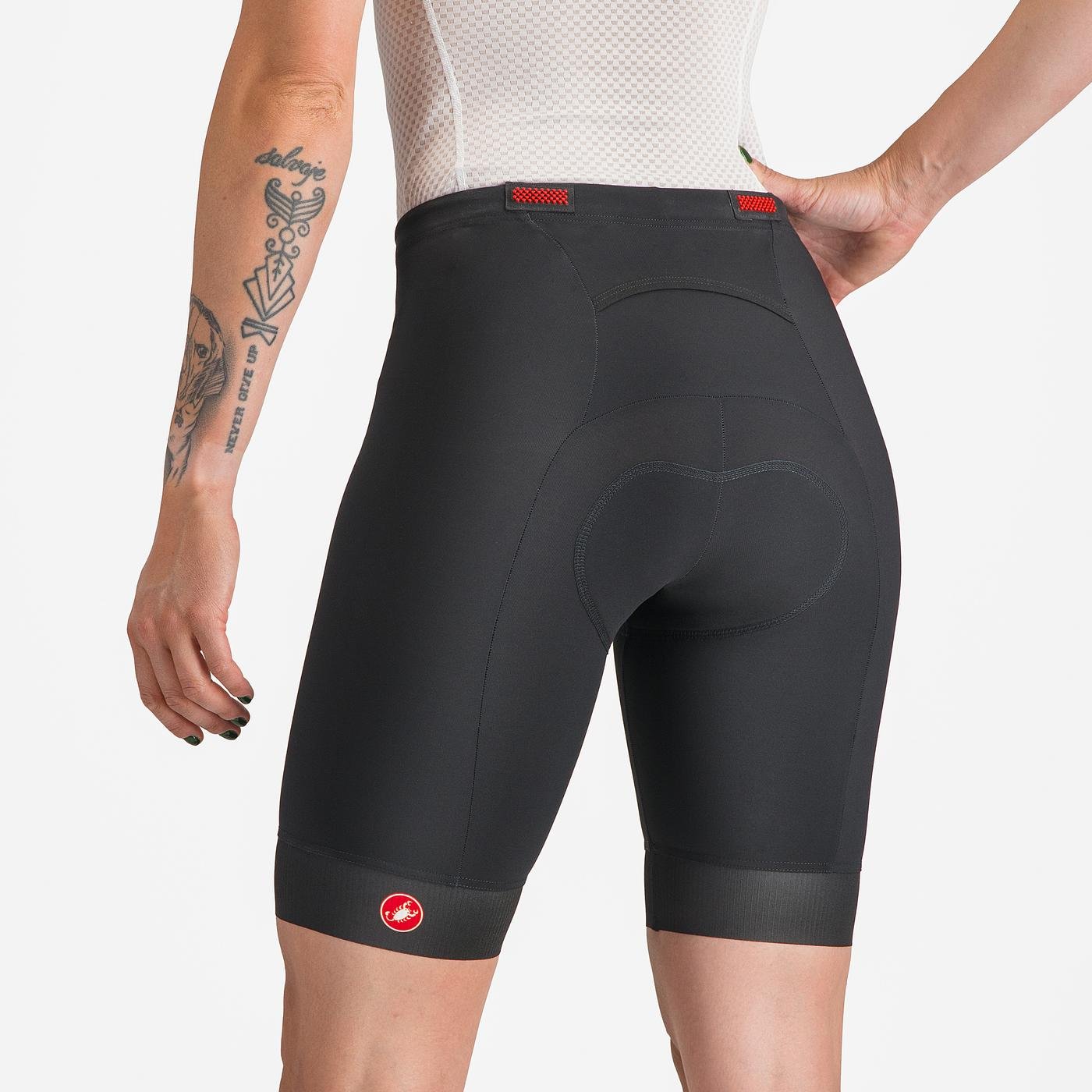 TRI W SHORT