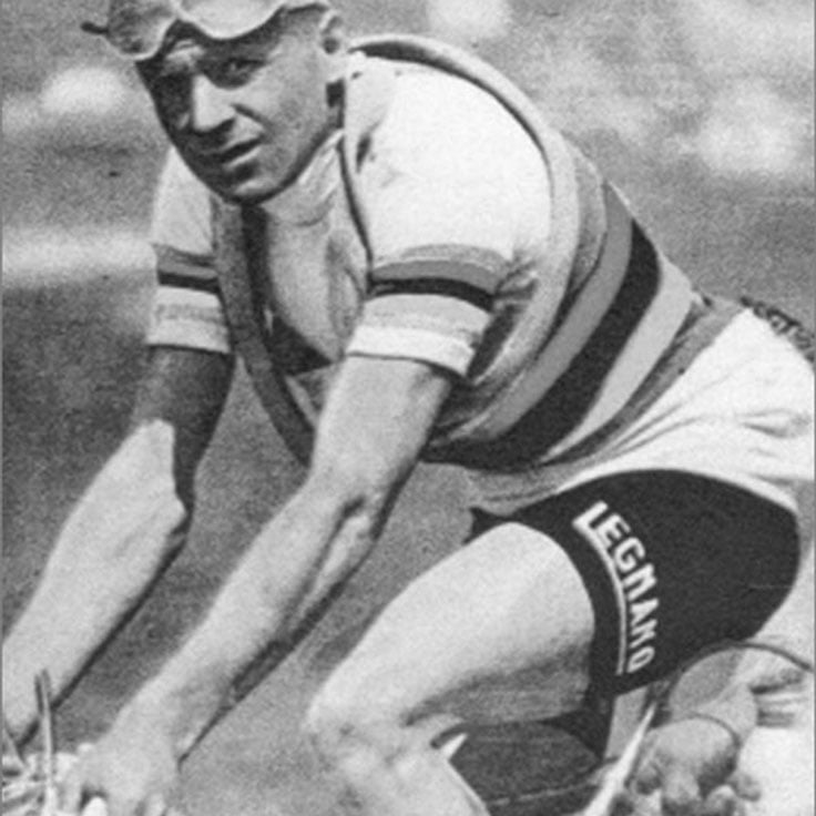 1910-desktop.jpg 1910-desktop.jpg